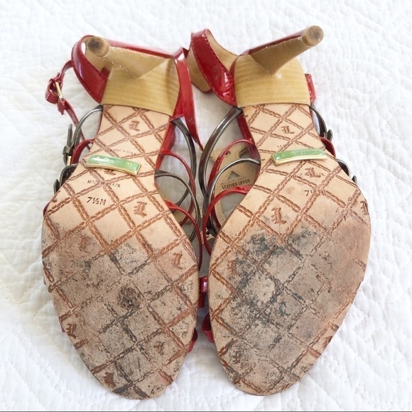 L.A.M.B. Gwen Steffani Red Cream Strappy Sandals - Picture 8 of 9